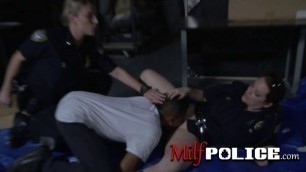 ROUGH police female rimmed by HORNY black THUG