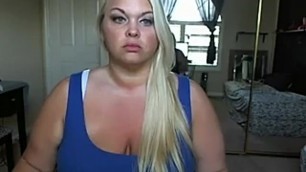 For Women Webcam solo avec une milf blonde obèse doigté sa chatte