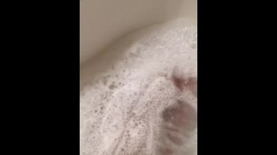 Sexy milf feet in tub